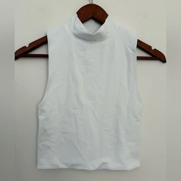 Aritzia Babaton Countour mockneck Tank White Size XS - Picture 3 of 5